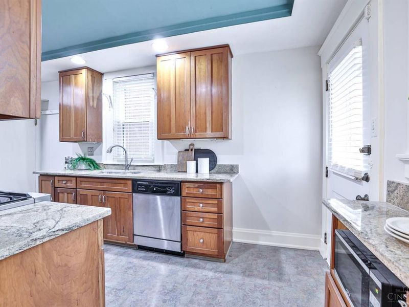 1344 Delta Avenue, Cincinnati, OH 45208 Photo 17