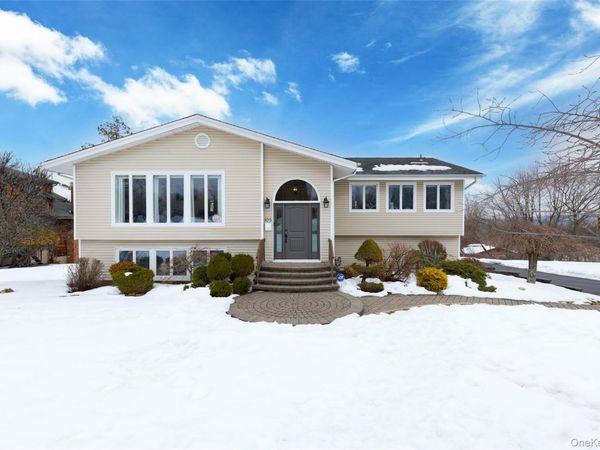 105 Lester Drive, Tappan, NY 10983