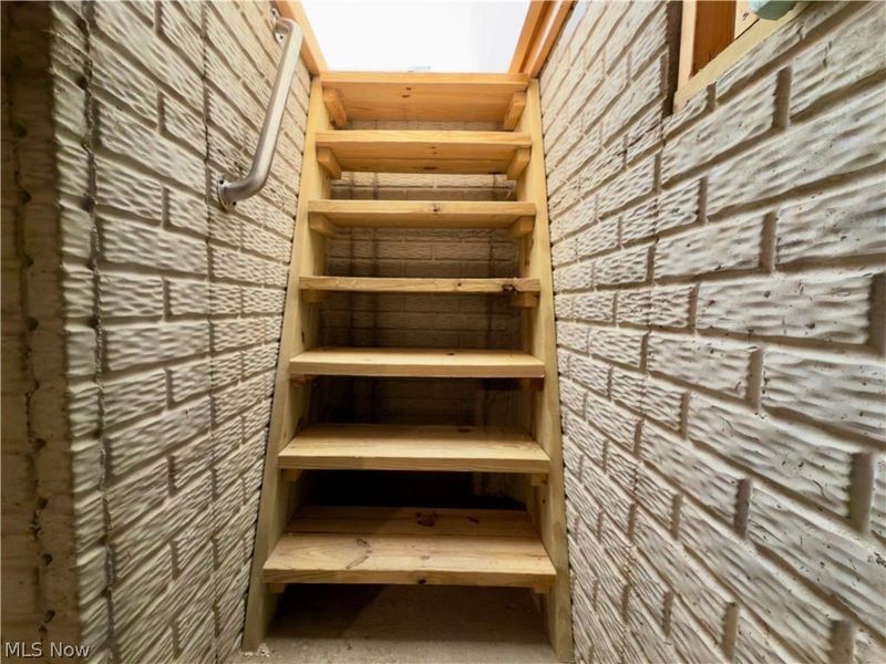 708 Oak Tree Lane, Belpre, OH 45714 Photo 31