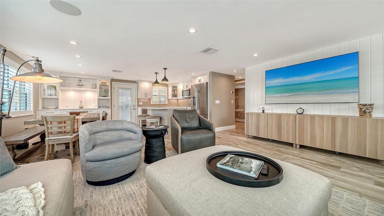 6140 Midnight Pass Road, Unit B6, Sarasota, FL 34242 Photo