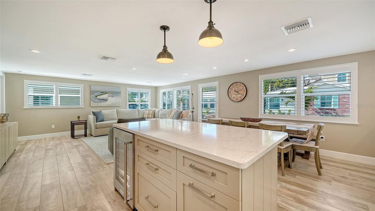 6140 Midnight Pass Road, Unit B6, Sarasota, FL 34242 Photo