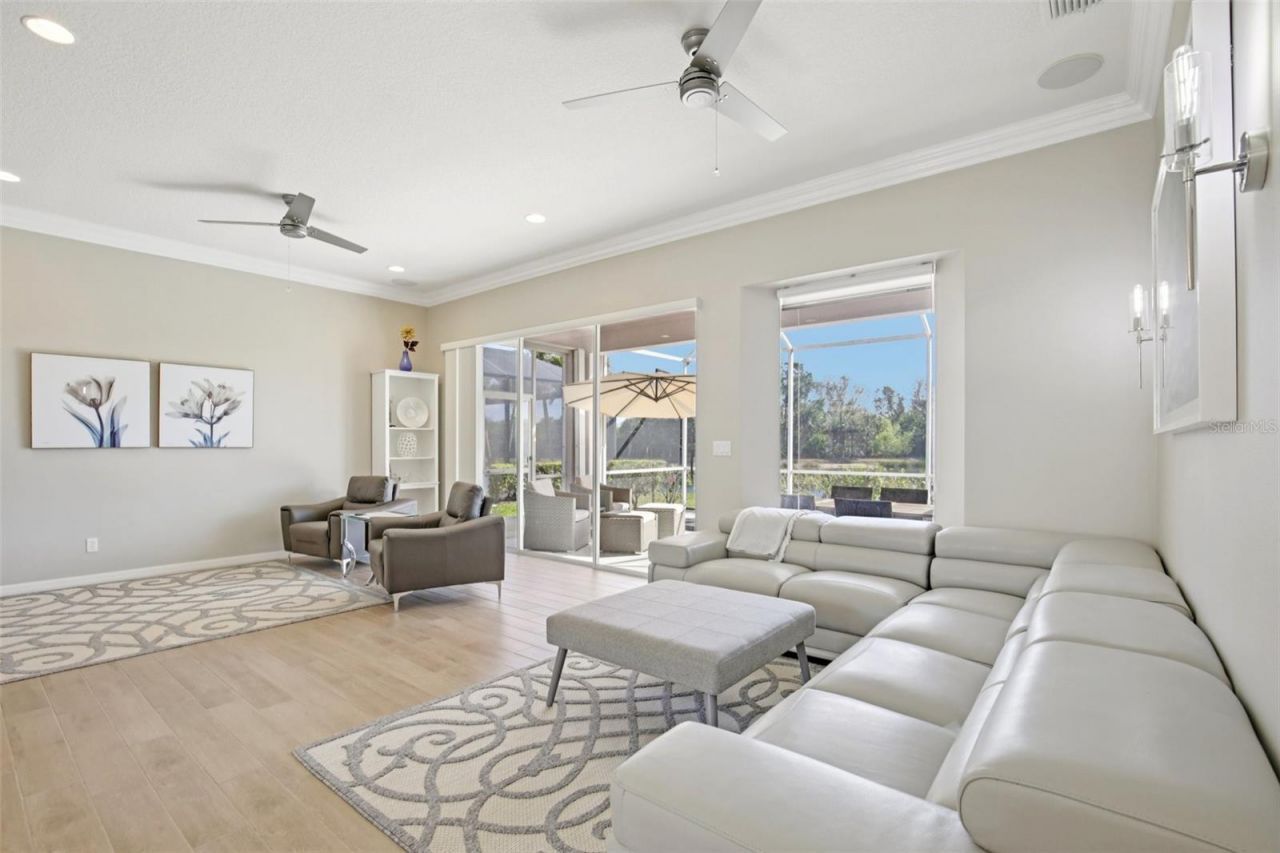 5260 Highbury Circle, Sarasota, FL 34238 Photo