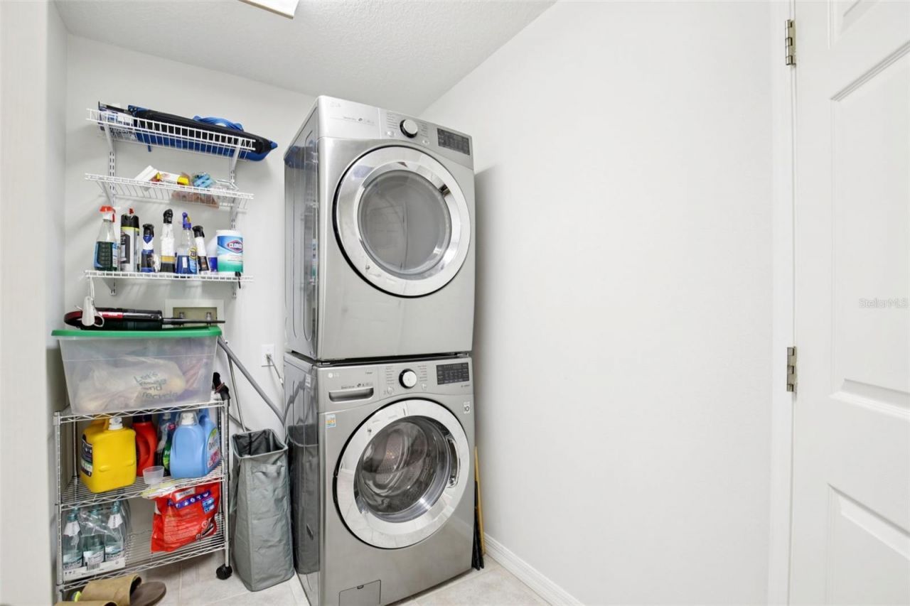 5260 Highbury Circle, Sarasota, FL 34238 Photo