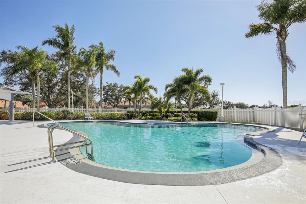 5260 Highbury Circle, Sarasota, FL 34238 Photo