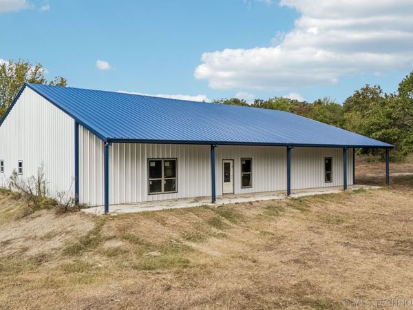 10054 W 159th Street N, Skiatook, OK 74070