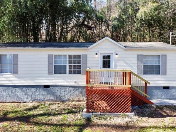 1121 S Army St, Knoxville, TN 37920