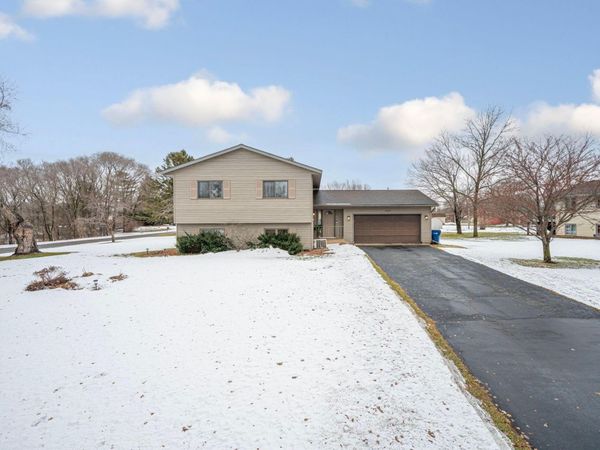 6204 Laurel Road, Saint Cloud, MN 56303