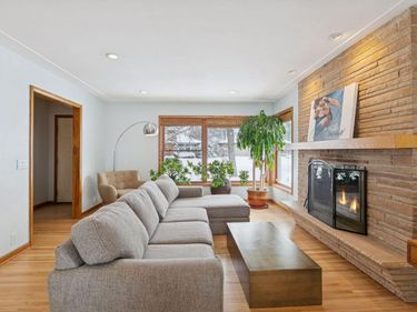 3529 Zenith Avenue N, Robbinsdale, MN 55422