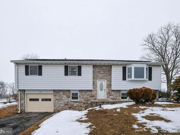 205 JACKSON ROAD, GILBERTSVILLE, PA 19525