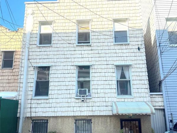 141 Conselyea Street , Brooklyn, NY 11211