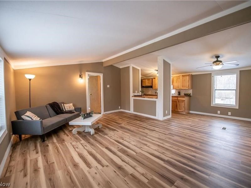 806 S Grant Boulevard, Minerva, OH 44657 Photo 6