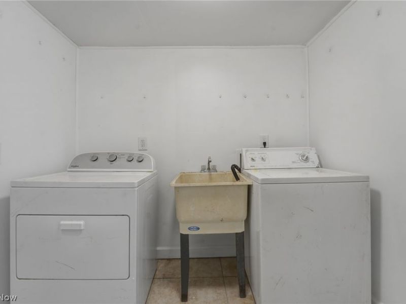 3583 Austin Road, Unit 102, Geneva, OH 44041 Photo 14