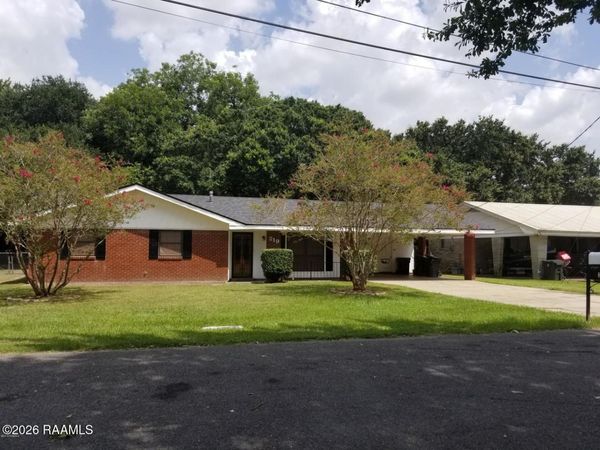 219 Notre Dame Drive , Lafayette, LA 70506