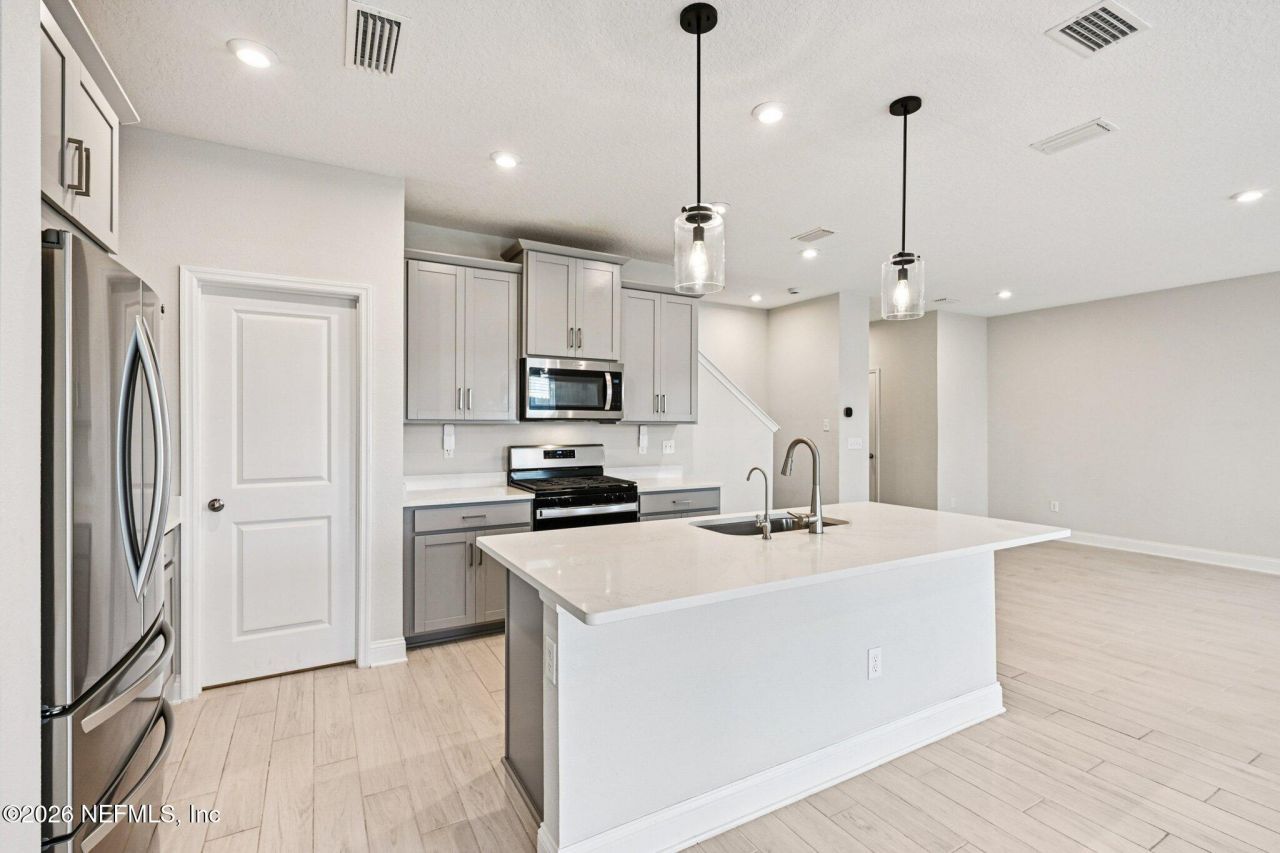 13019 Holsinger Boulevard, Jacksonville, FL 32256 Photo