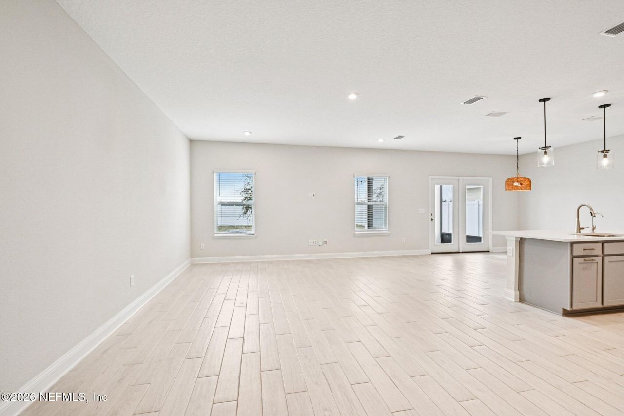 13019 Holsinger Boulevard, Jacksonville, FL 32256 Photo