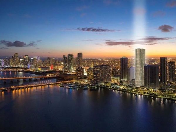 488 NE 18th St, Unit 811, Miami, FL 33132