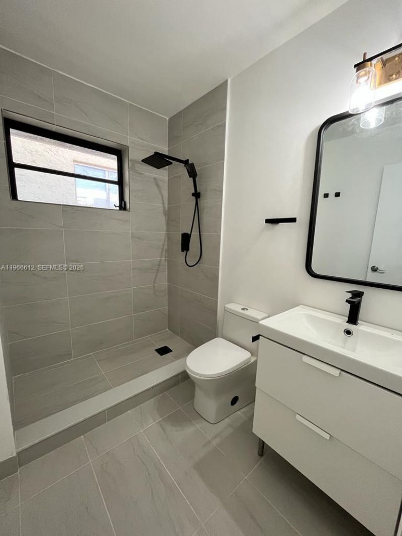 217 Calabria Ave, Unit 217, Coral Gables, FL 33134 Photo