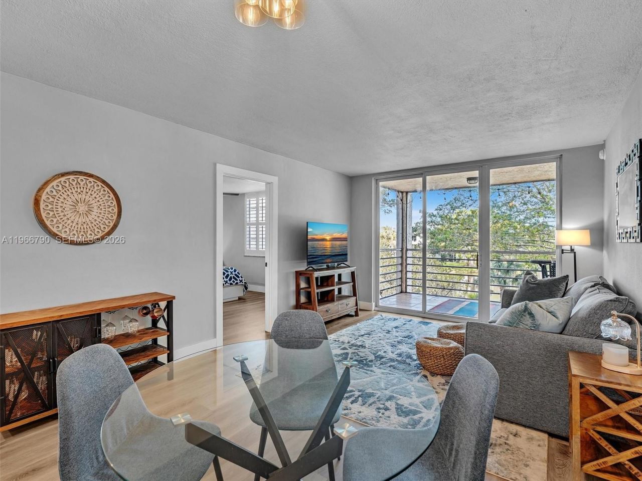 9340 Lagoon Pl, Unit 303, Davie, FL 33324 Photo