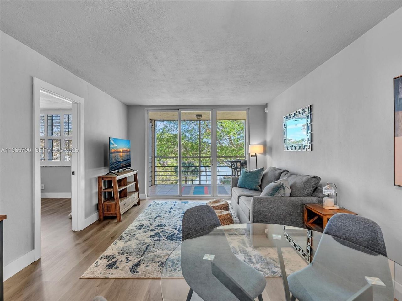 9340 Lagoon Pl, Unit 303, Davie, FL 33324 Photo