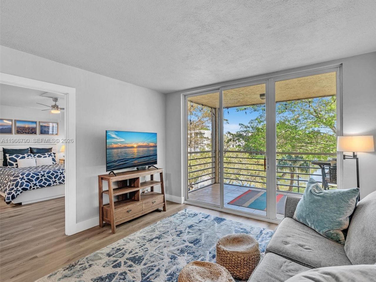 9340 Lagoon Pl, Unit 303, Davie, FL 33324 Photo