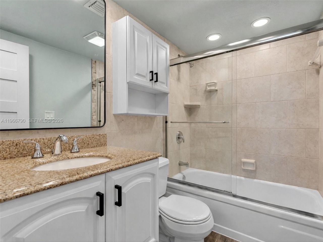 9340 Lagoon Pl, Unit 303, Davie, FL 33324 Photo