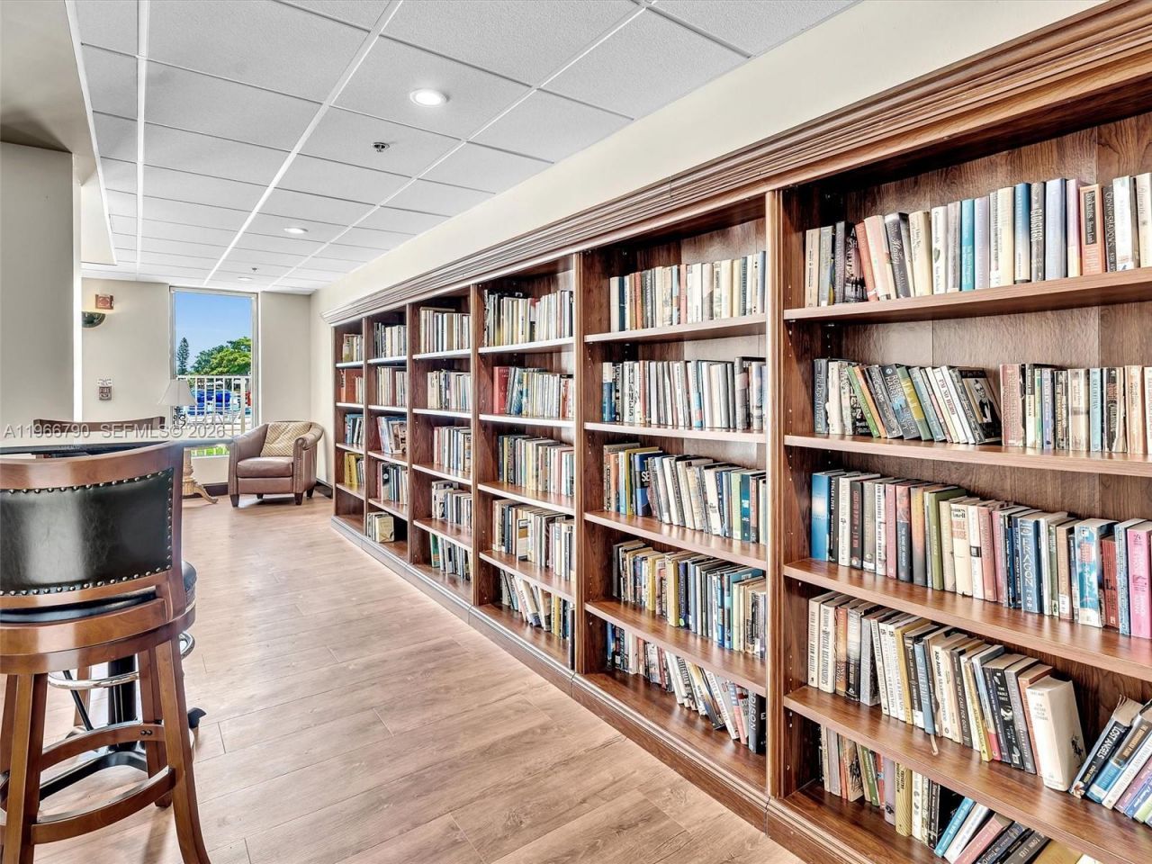 9340 Lagoon Pl, Unit 303, Davie, FL 33324 Photo