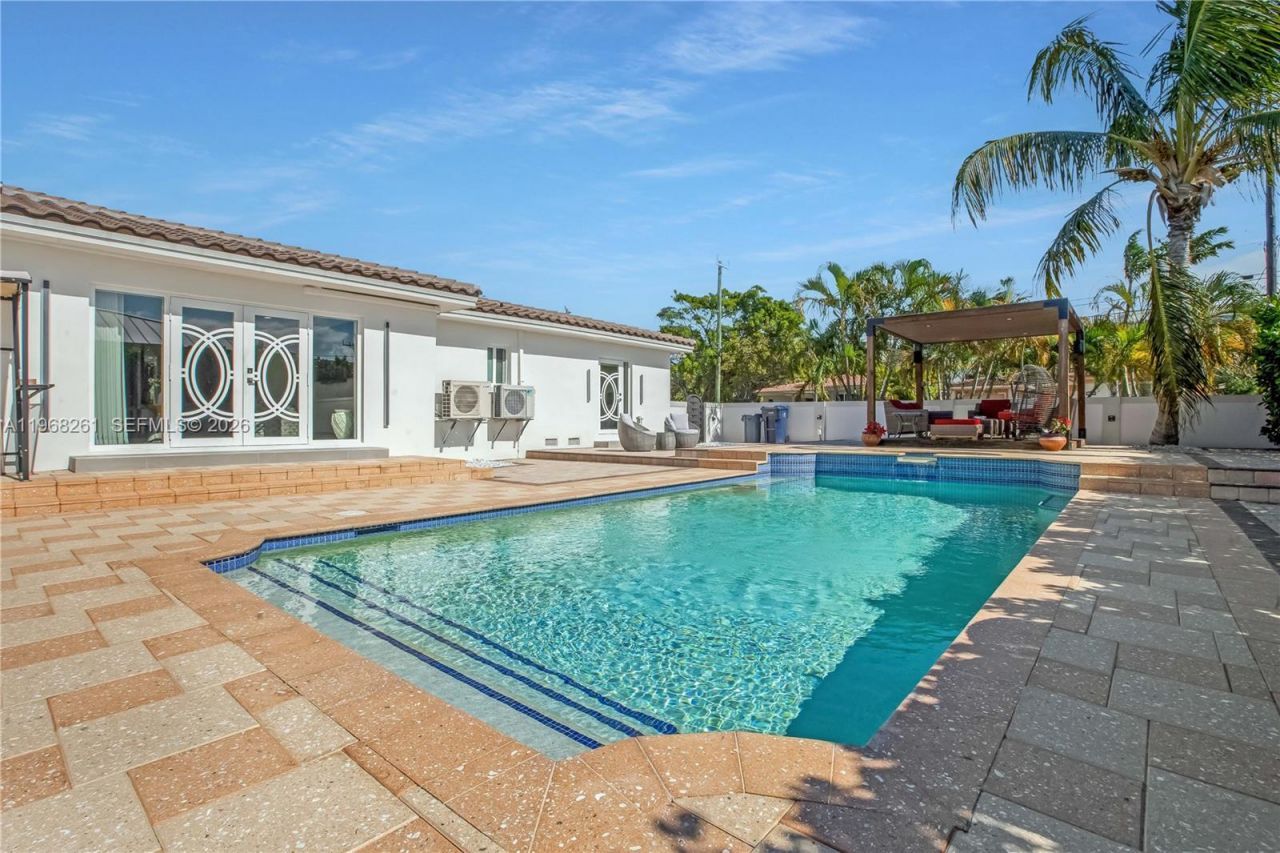 500 94th St , Surfside, FL 33154 Photo