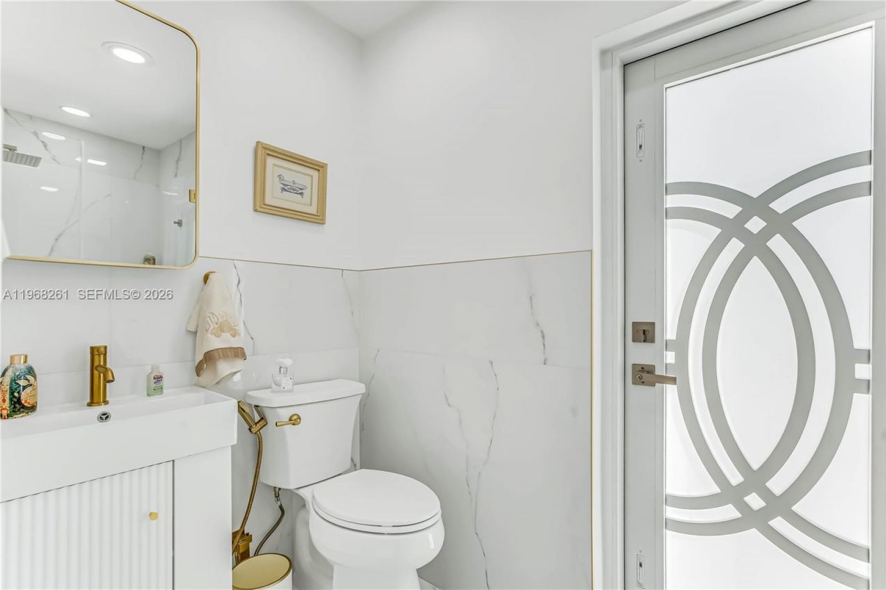 500 94th St , Surfside, FL 33154 Photo