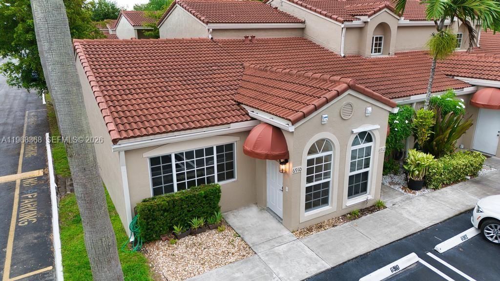6910 NW 166th Ter, Unit 1201, Miami Lakes, FL 33014 Main Photo