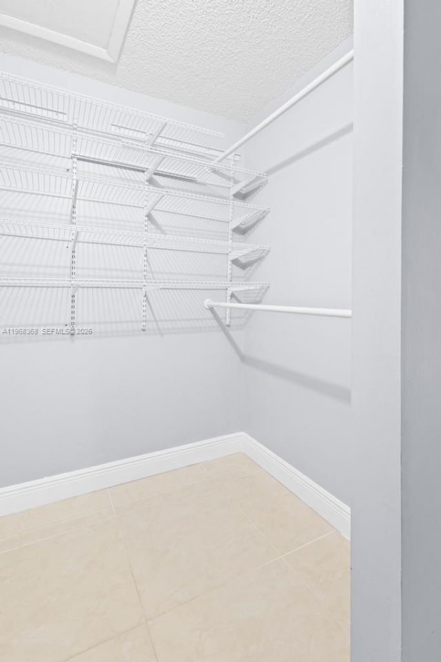 6910 NW 166th Ter, Unit 1201, Miami Lakes, FL 33014 Photo