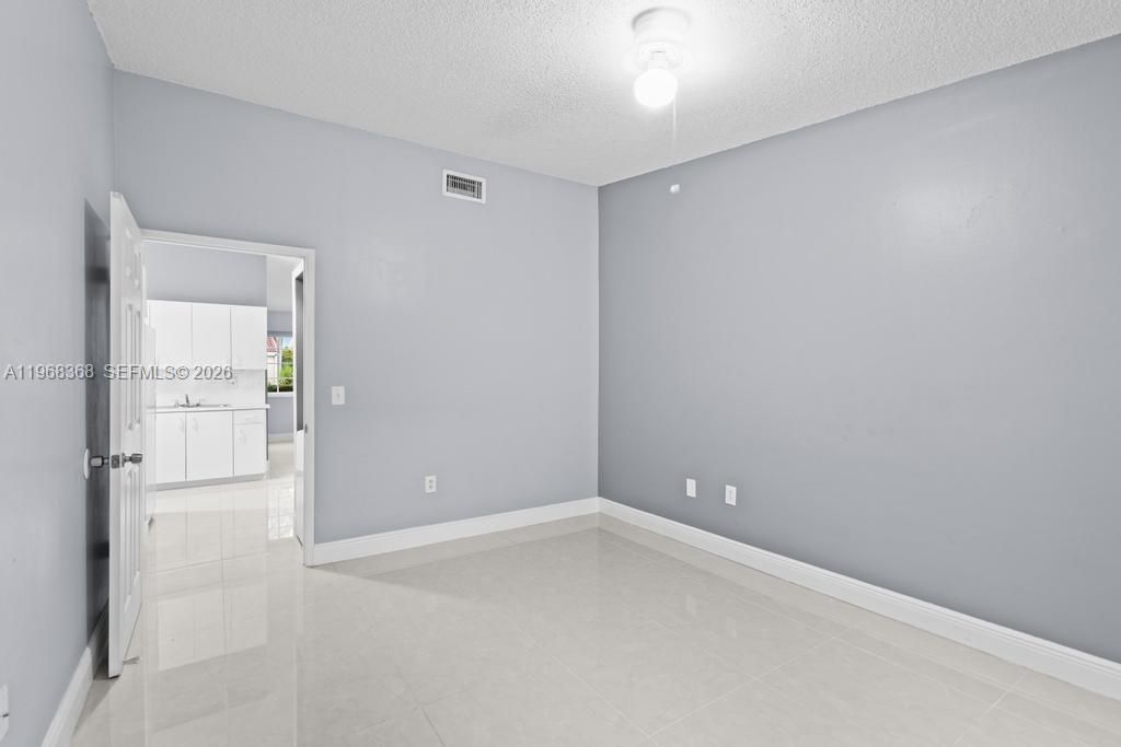 6910 NW 166th Ter, Unit 1201, Miami Lakes, FL 33014 Photo