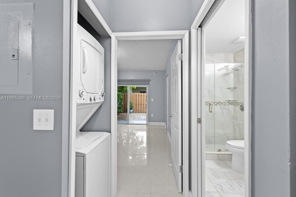 6910 NW 166th Ter, Unit 1201, Miami Lakes, FL 33014 Photo