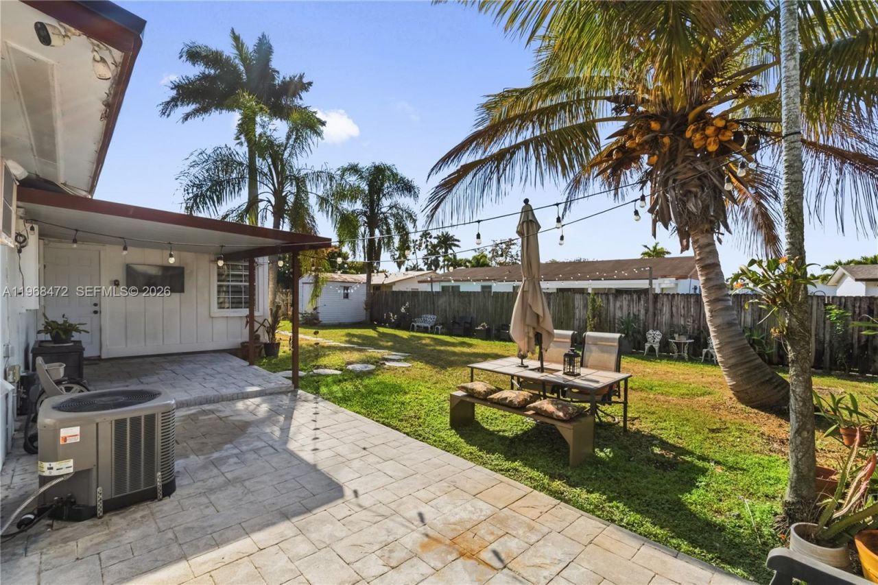 13100 SW 83rd St, Miami, FL 33183 Photo