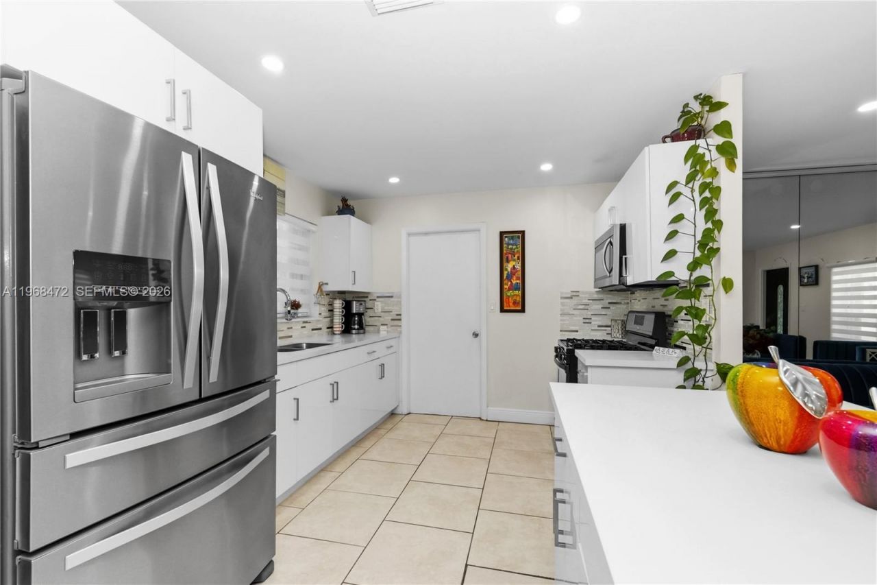 13100 SW 83rd St, Miami, FL 33183 Photo