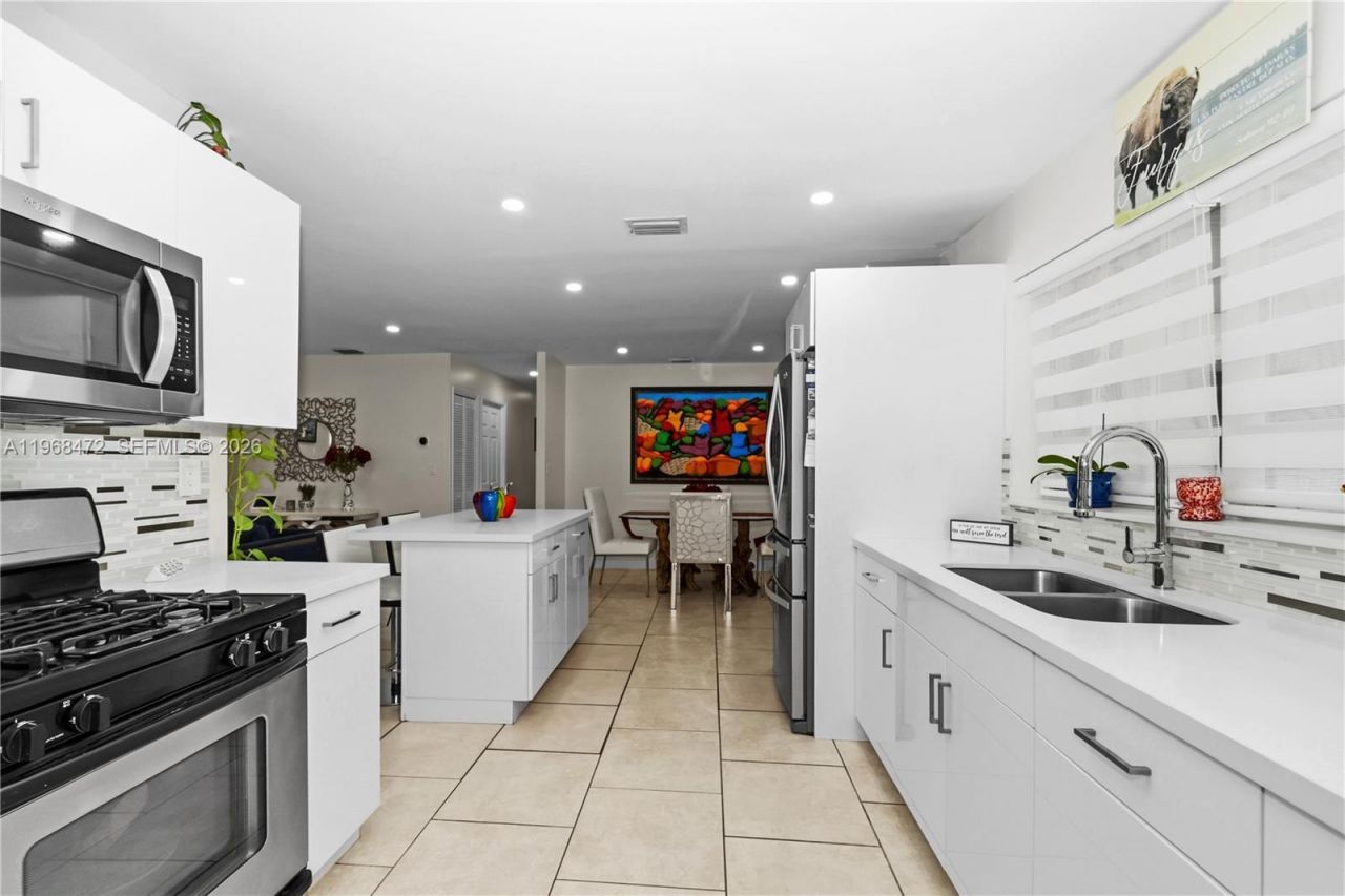 13100 SW 83rd St, Miami, FL 33183 Photo