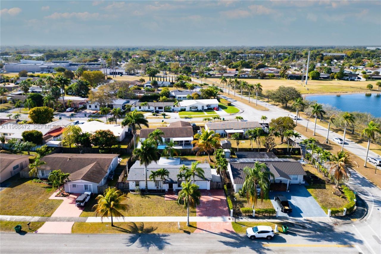 13100 SW 83rd St, Miami, FL 33183 Photo