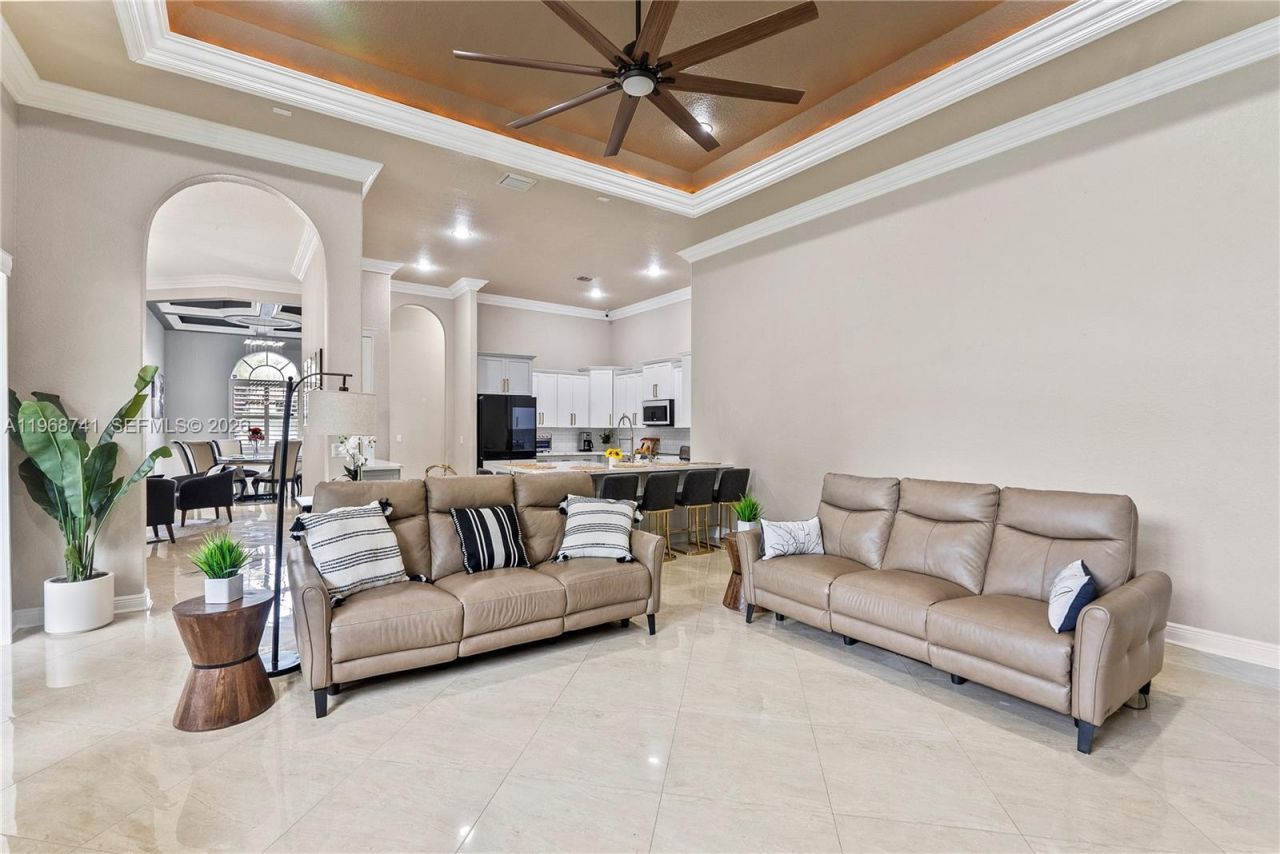 8346 SW 51st St, Davie, FL 33328 Photo