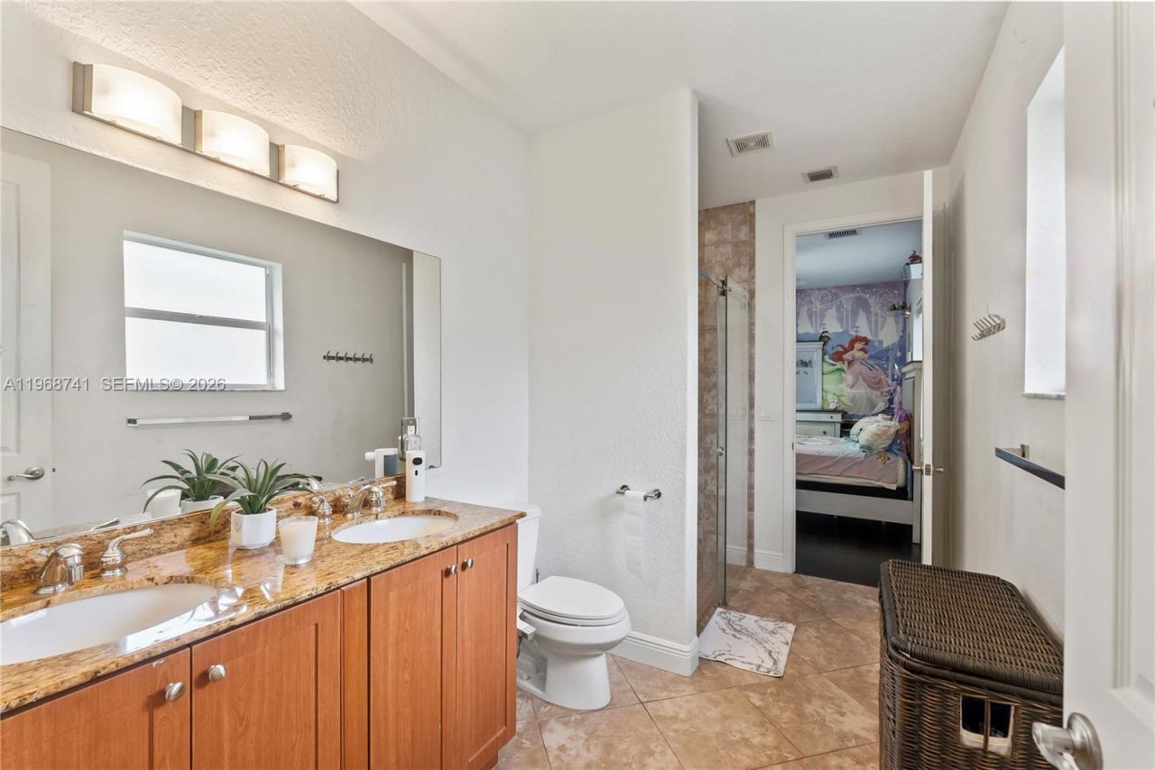 8346 SW 51st St, Davie, FL 33328 Photo