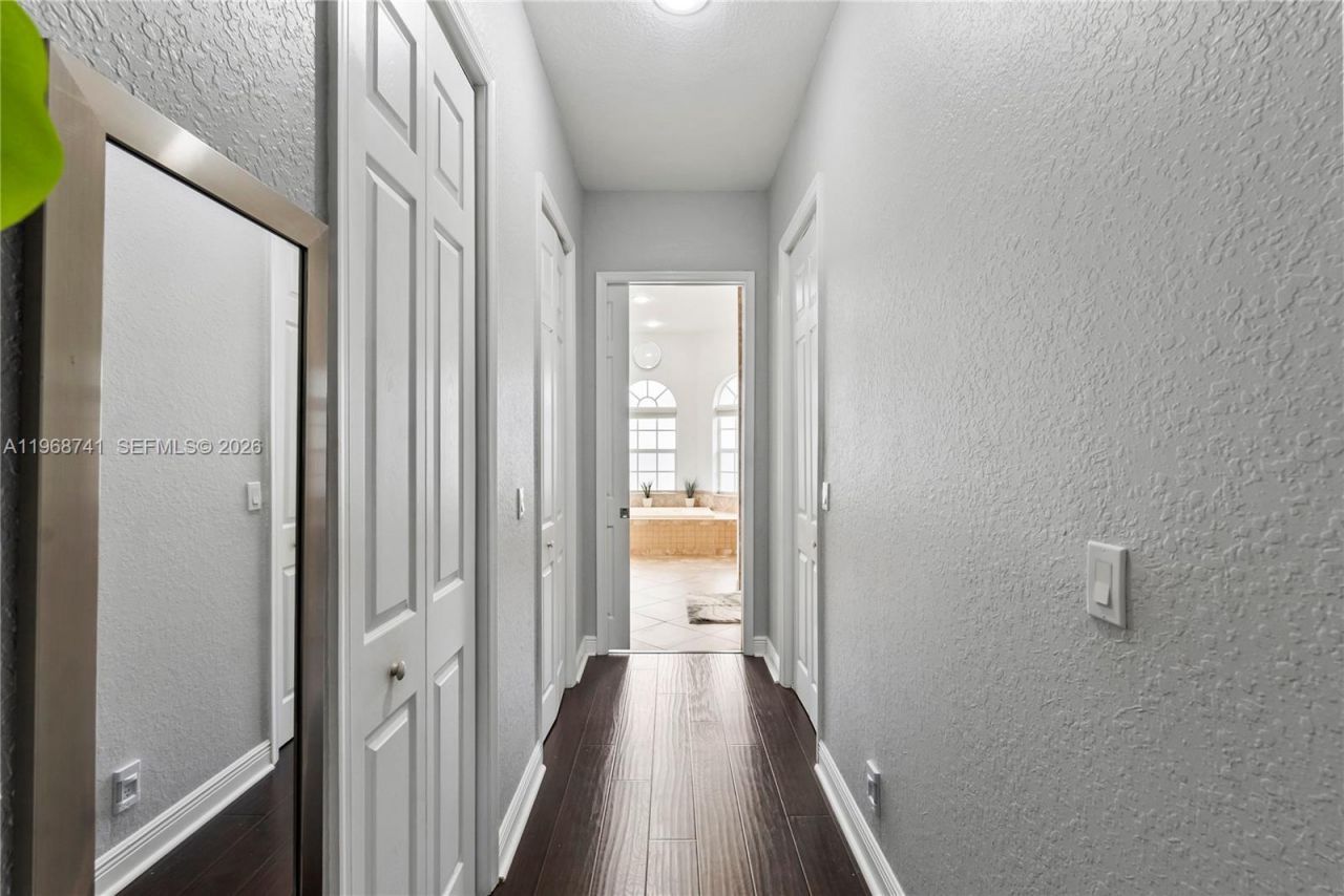 8346 SW 51st St, Davie, FL 33328 Photo