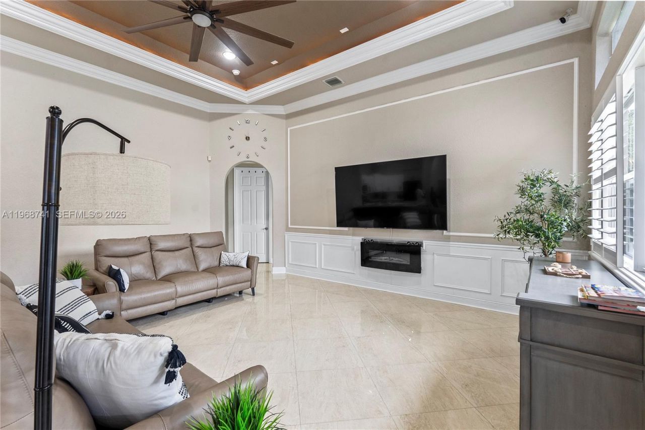 8346 SW 51st St, Davie, FL 33328 Photo