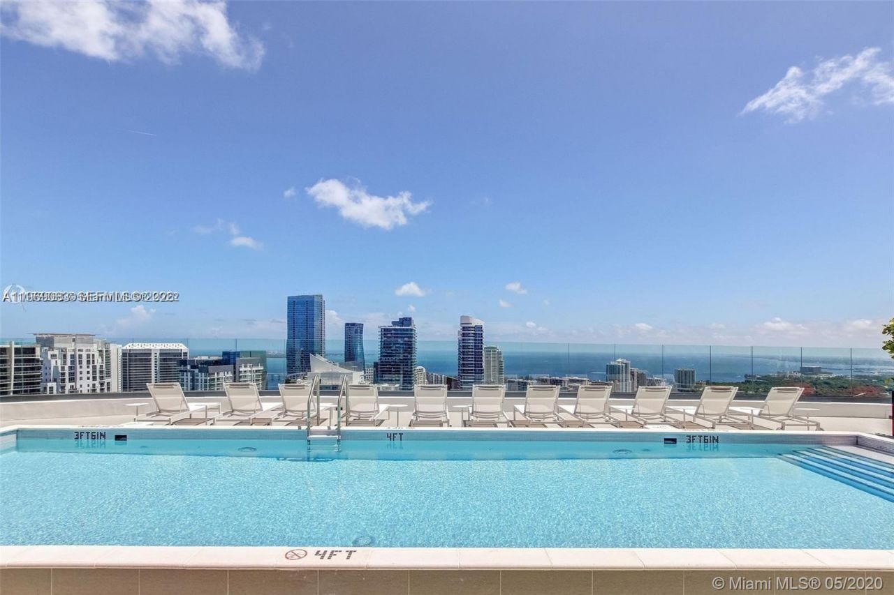 55 SW 9th St, Unit 2903, Miami, FL 33130 Photo