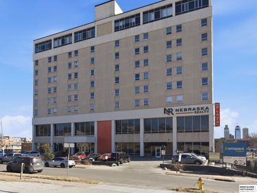 105 N 31 Avenue, Unit 801, Omaha, NE 68131
