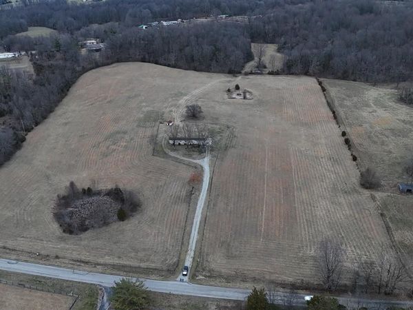 1312 Hollow Road , Glasgow, KY 42141