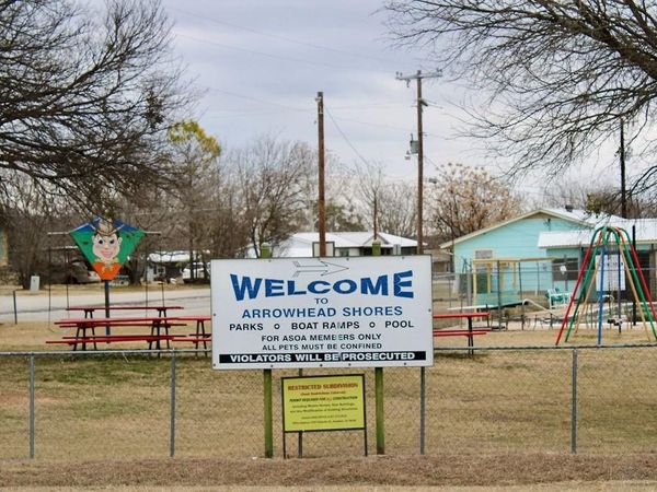 5732 Highland Drive, Granbury, TX 76048