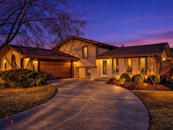 2704 Cherie Lane, Ottawa, IL 61350