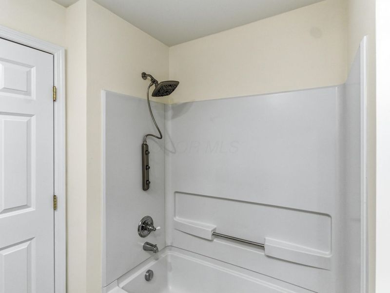 5006 Ivyvine Boulevard, Dublin, OH 43016 Photo 18