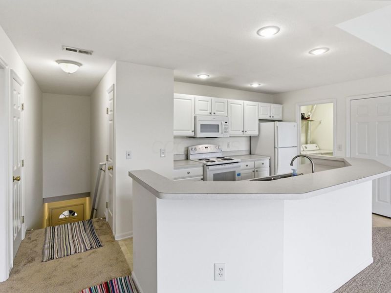 5006 Ivyvine Boulevard, Dublin, OH 43016 Photo 3