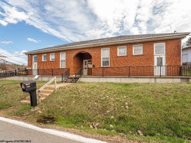 1433 Dorsey, Morgantown, WV 26501