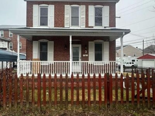 3 SPRENKLE AVENUE, HANOVER, PA 17331