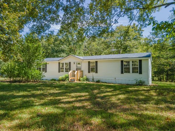 5085 Flat Creek Rd , Spring Hill, TN 37174